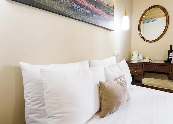 Blossom & Veria (Imathia)