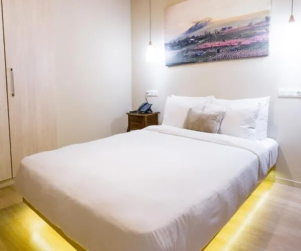 Blossom & Guest house 4*