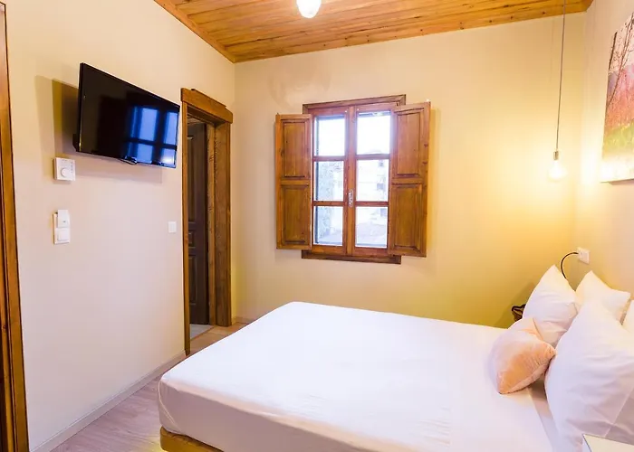 Blossom & 4* Veria (Imathia)